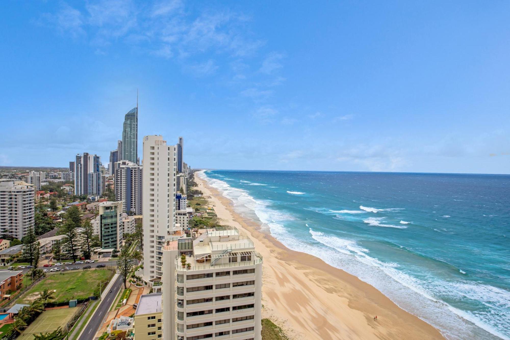 Surfers Aquarius On The Beach Gold Coast Kültér fotó