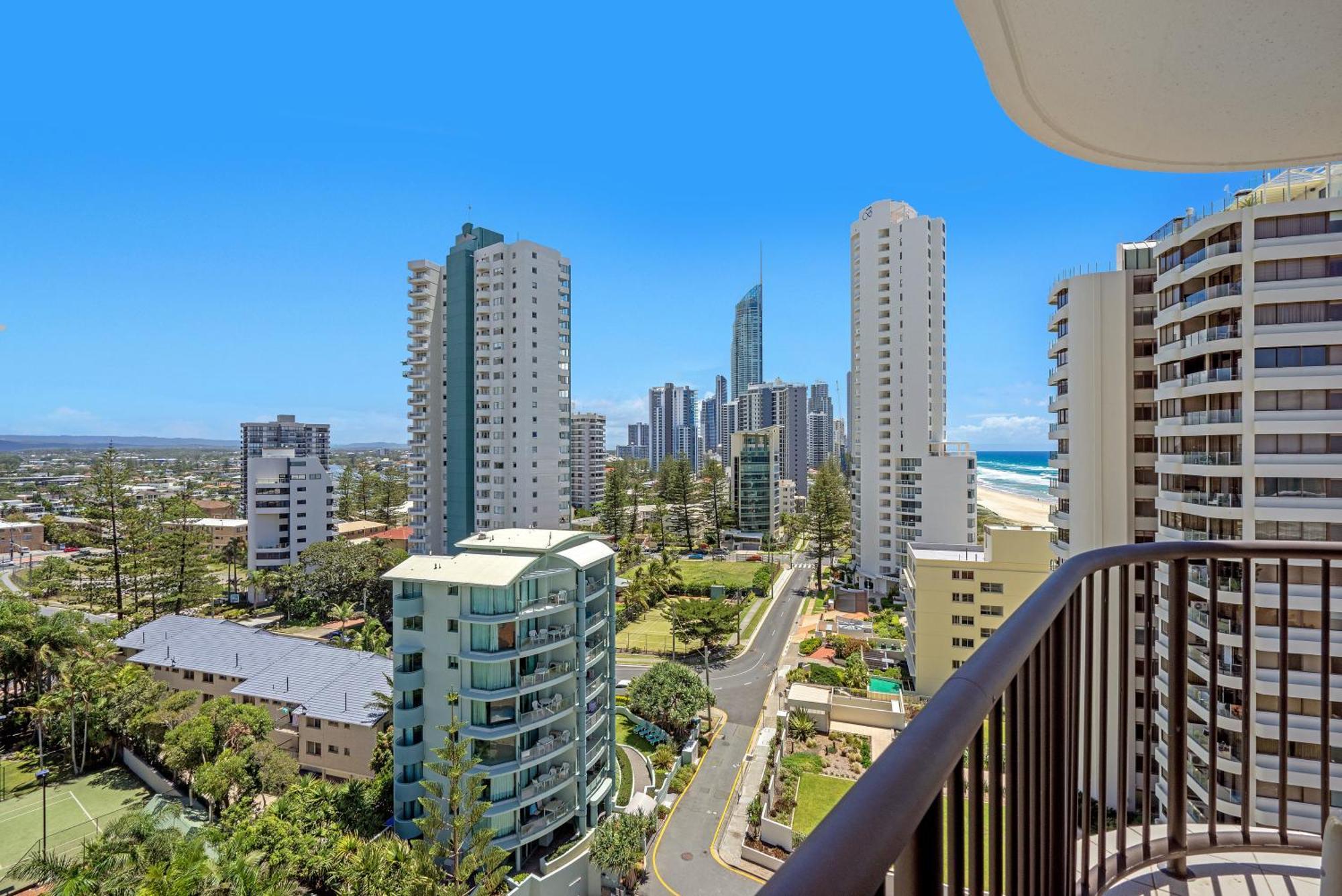 Surfers Aquarius On The Beach Gold Coast Kültér fotó